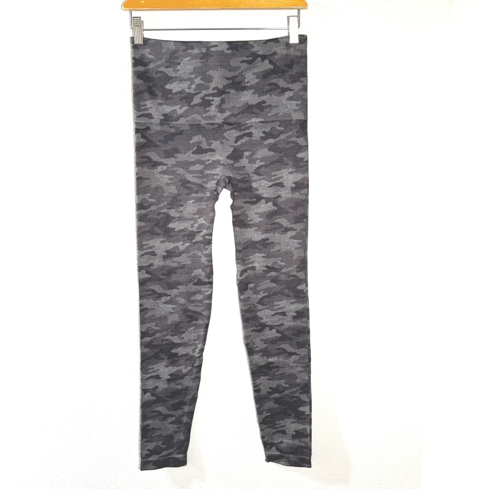 Spanx Look At Me Now Seamless Leggings Grey Camo FL3515 Women's Large Athletic